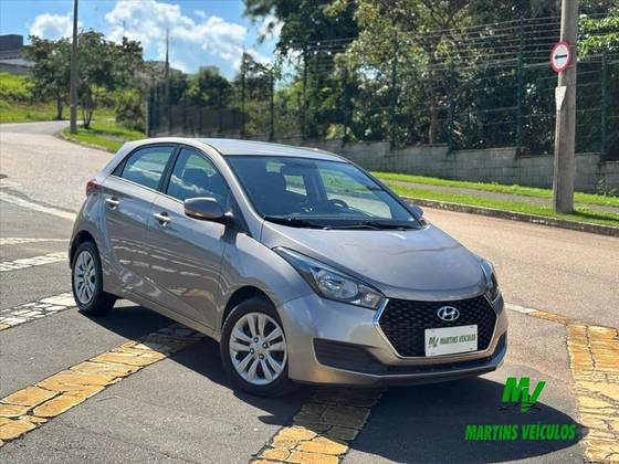 HYUNDAI HB20 1.0 COMFORT 12V FLEX 4P MANUAL